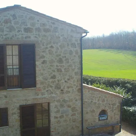 Farm House Il Fondaco Alloggio per agriturismo *